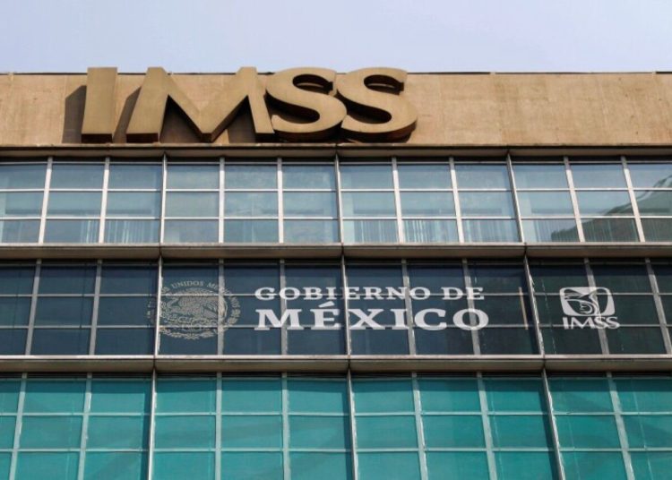 Cuestionan proceso de compra de tóners del IMSS en Michoacán
