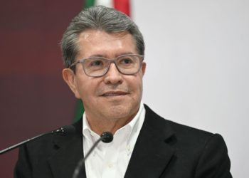 Ley secundaria para reducir la jornada a 40 horas, no altera reforma constitucional: Monreal