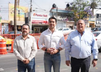 Refuerza Felifer Macías operativo vial en Corregidora Norte por obra del Tren México–Querétaro