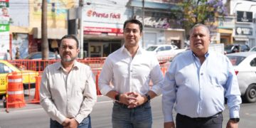 Refuerza Felifer Macías operativo vial en Corregidora Norte por obra del Tren México–Querétaro