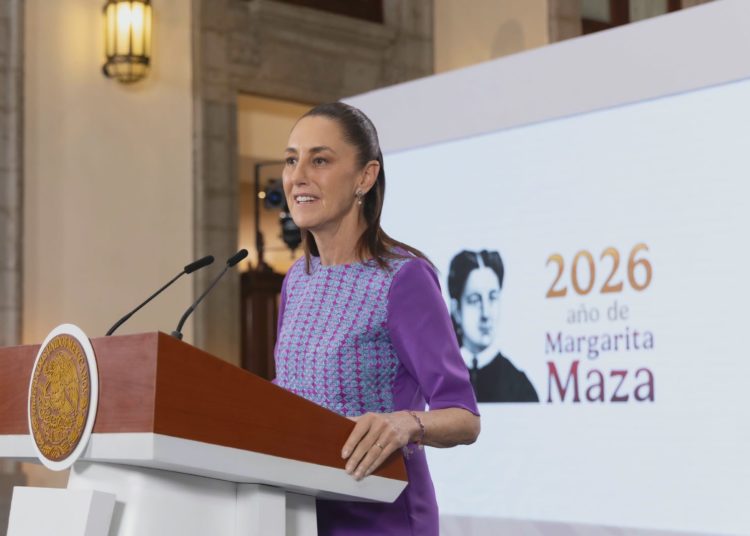 Sheinbaum pide a EU pruebas claras en el caso de Rubén Rocha; de lo contrario, es un tema político, afirma