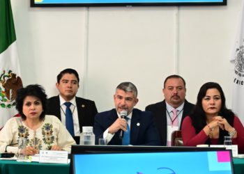 Mauricio Tabe arremete contra el “centralismo” en seguridad durante su comparecencia en el Congreso