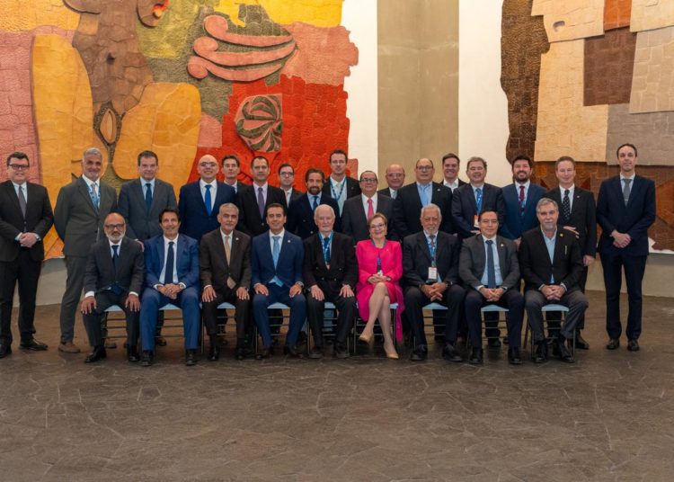 Acuerdan AMDA, AMIA y ANPACT agenda regional con distribuidores y fabricantes de automotores latinoamericanos