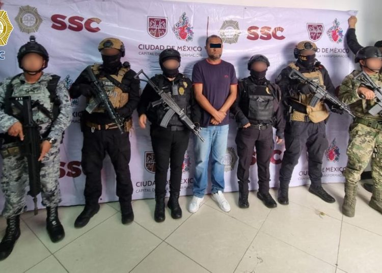 Aseguran droga y cartuchos tras cateos en Venustiano Carranza; hay cuatro detenidos