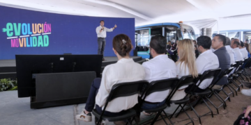 Fomenta Felifer Macías opciones sustentables de transporte con Qrobici y Eqrobus