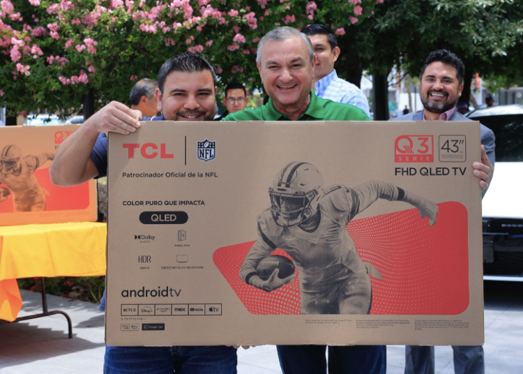 Entrega municipio de Guadalupe, NL, premios a contribuyentes cumplidos