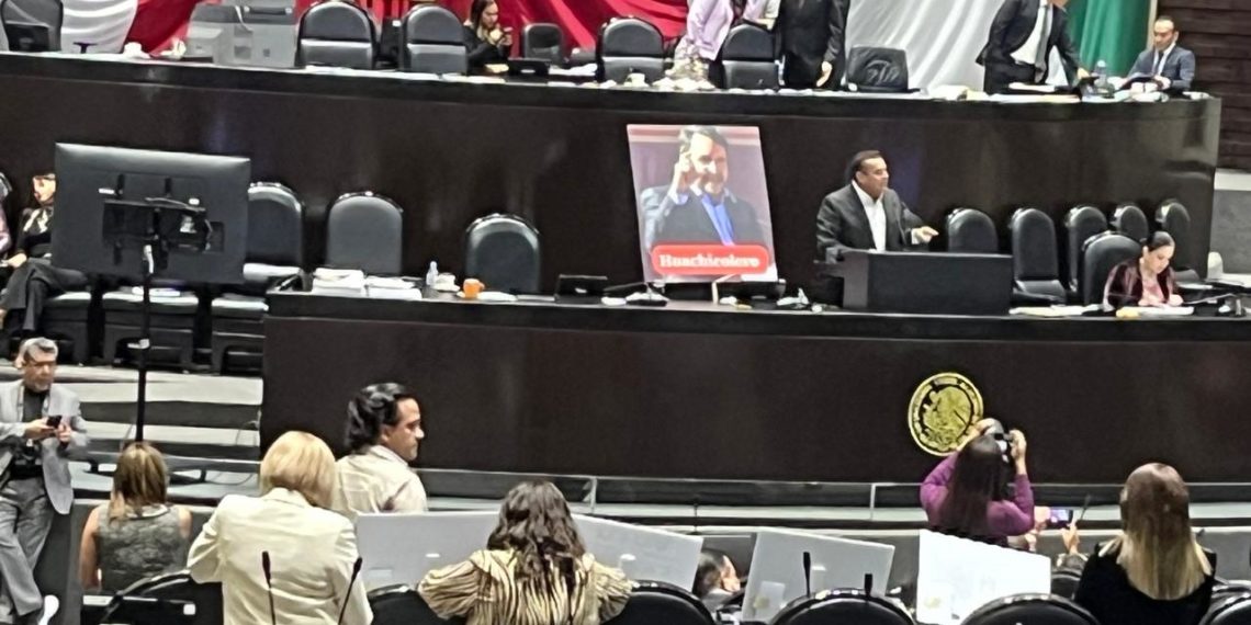 Aprueban diputados en lo general y particular reforma para aplazar elección de jueces y magistrados .
