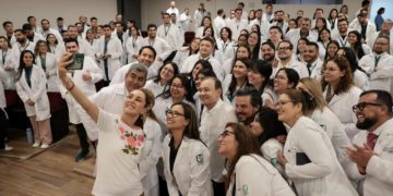 Sheinbaum inaugura hospital del IMSS con 28 especialidades en Hermosillo