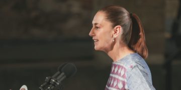 Estoy tranquila, falso que esté entre la espada y la pared, afirma Sheinbaum ante acusaciones de EU