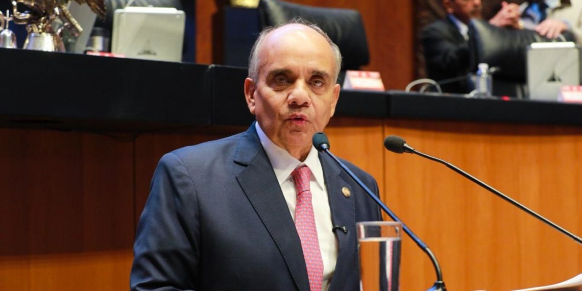 Añorve exige renuncia de Mario Delgado por su propuesta de reducir el calendario escolar