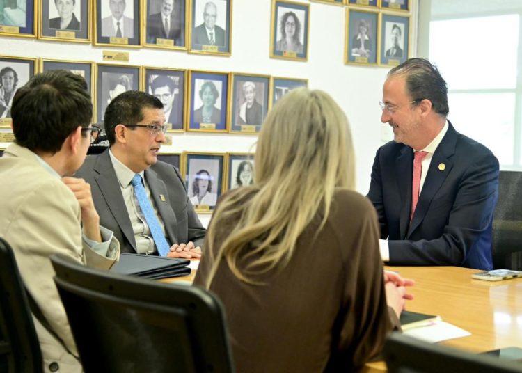 CAAAREM y UNAM impulsan alianza para fortalecer la capacitación aduanera en México
