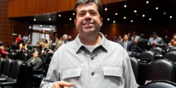 Reconoce Pedro Haces el papel de los maestros