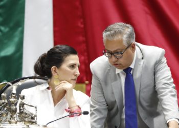 Kenia López rechaza que la información del proceso de selección de consejeros del INE se reserve por 5 años