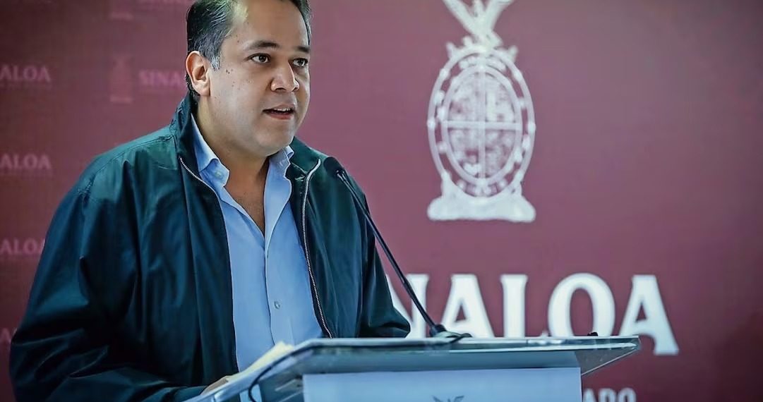 Exsecretario de finanzas del gobierno de Sinaloa se entrega en Estados Unidos