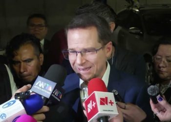 Morena busca reformas constitucionales para anular elecciones incómodas, acusa Ricardo Anaya