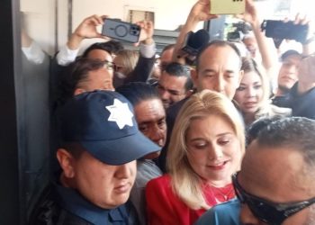 Maru Campos comparece ante la FGR en CDMX por el caso de agentes de la CIA