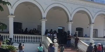 Alcaldesa de Acatlán de Osorio denuncia que “Los Rojos” buscan desestabilizar su gobierno