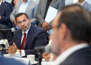 Acusa alcalde Cruz Pérez al PAN de querer frenar su candidatura
