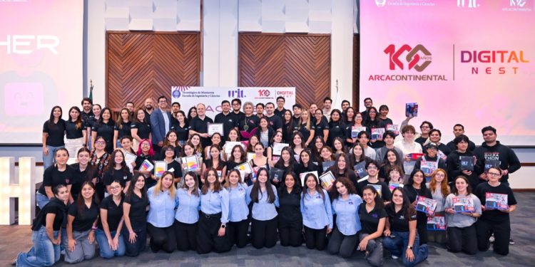 Hack4Her de Arca Continental e ITESM impulsa talento digital en Monterrey con estudiantes