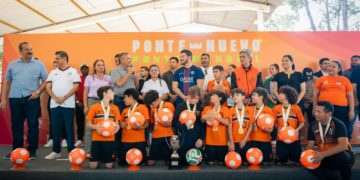 Inaugura Gobernador cancha 550 previo al Mundial 2026