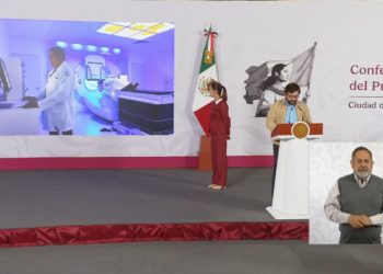 Sheinbaum apuesta por digitalización y tecnología médica para fortalecer el sistema nacional de salud