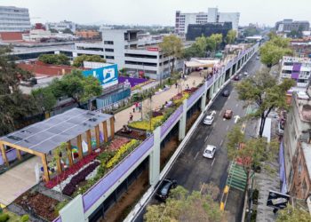 Sin concluir, Clara Brugada inaugura Calzada Flotante Tlallipan