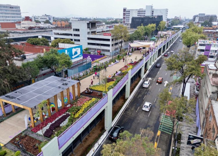 Sin concluir, Clara Brugada inaugura Calzada Flotante Tlallipan