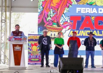 Inaugura Adolfo Cerqueda la Feria del Taco Mundialista en Neza