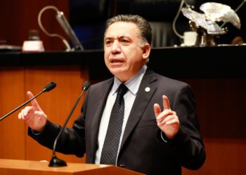 Enrique Inzunza asegura su permanecía como senador hasta 2030, pese a señalamiento de EU por nexos con narco