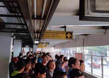 Cierran 4 estaciones de la Línea 5 del Metro por manifestaciones